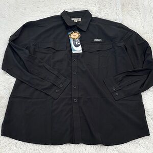 🍒 NWT Hook & Tackle Button Up Shirt